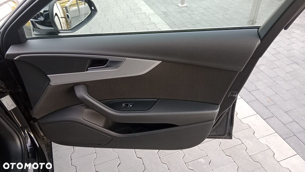 Audi A4 Avant - 29