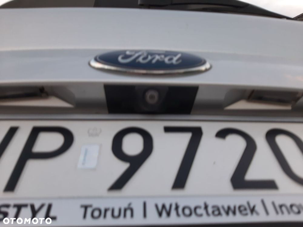 Ford Kuga - 18