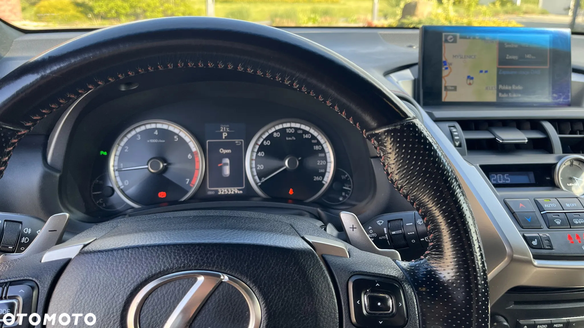 Lexus NX 200t F Sport AWD - 2