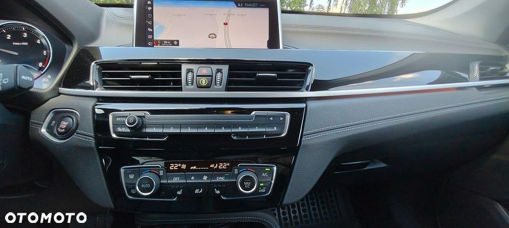 BMW X1 sDrive18d - 10