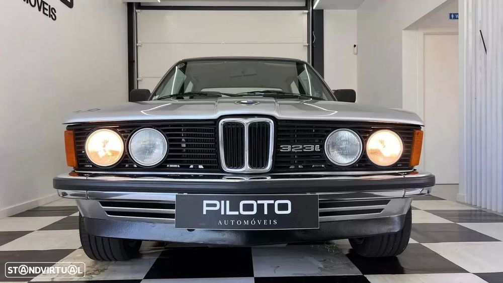 BMW 323 - 3