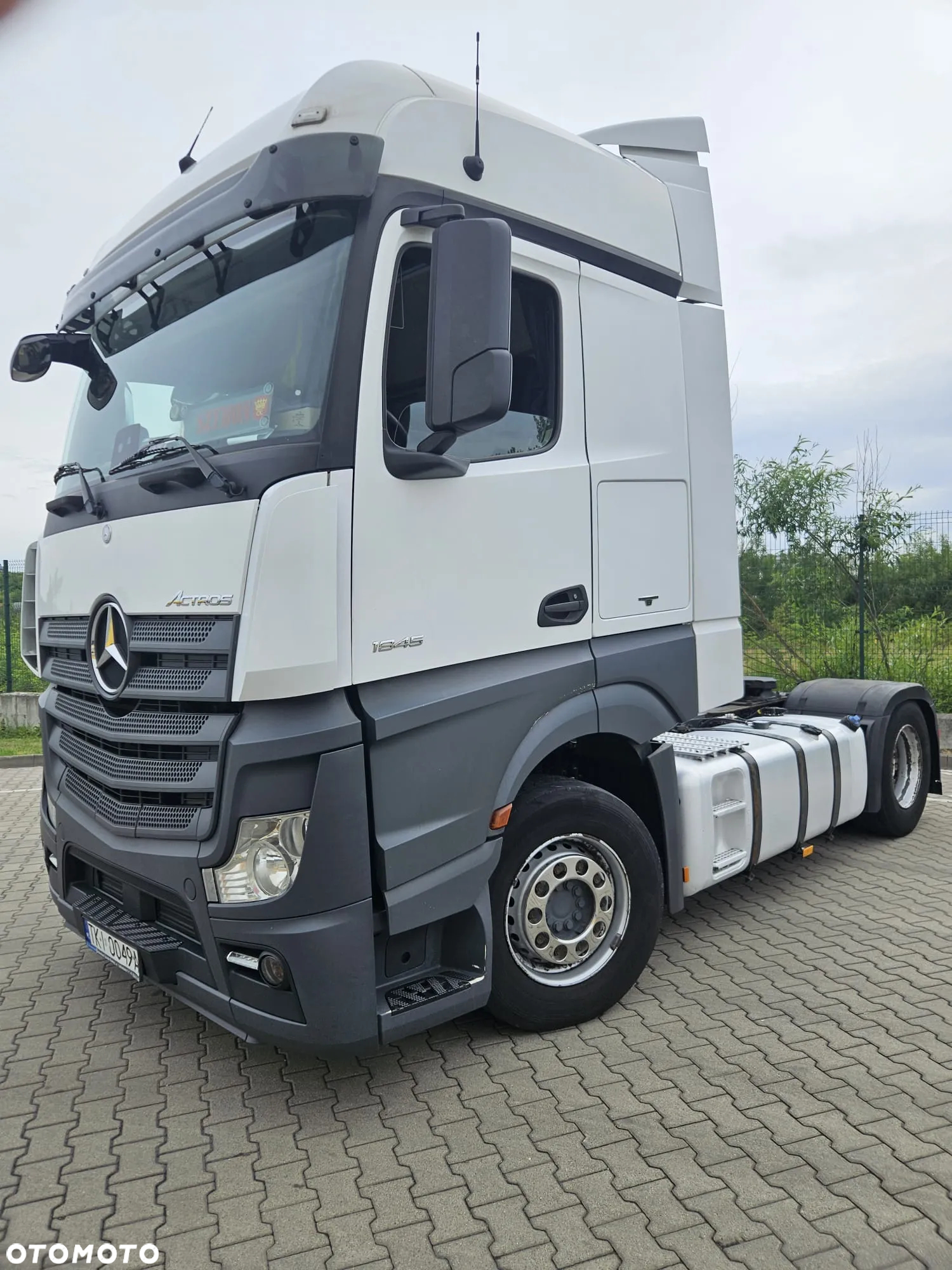Mercedes-Benz ACTROS - 2