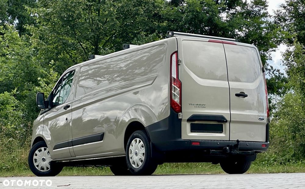 Ford Transit Custom - 11