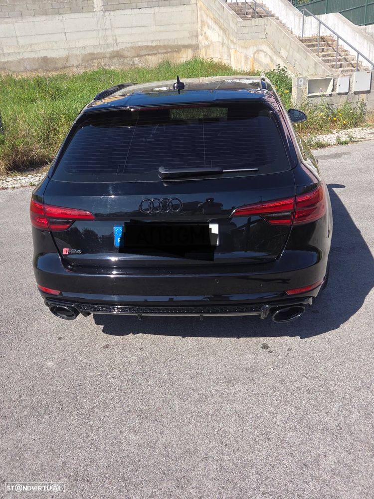Audi A4 Avant 2.0 TDI Multitronic S-line - 4