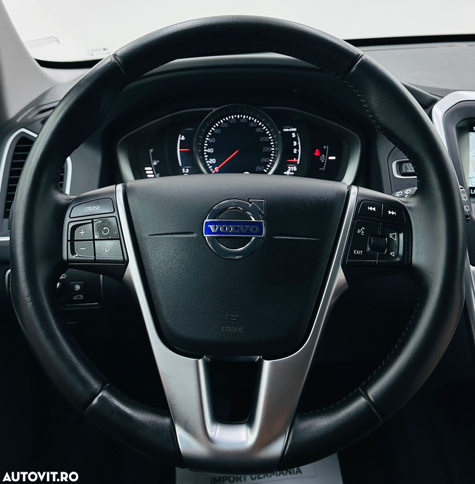 Volvo XC 60 - 36
