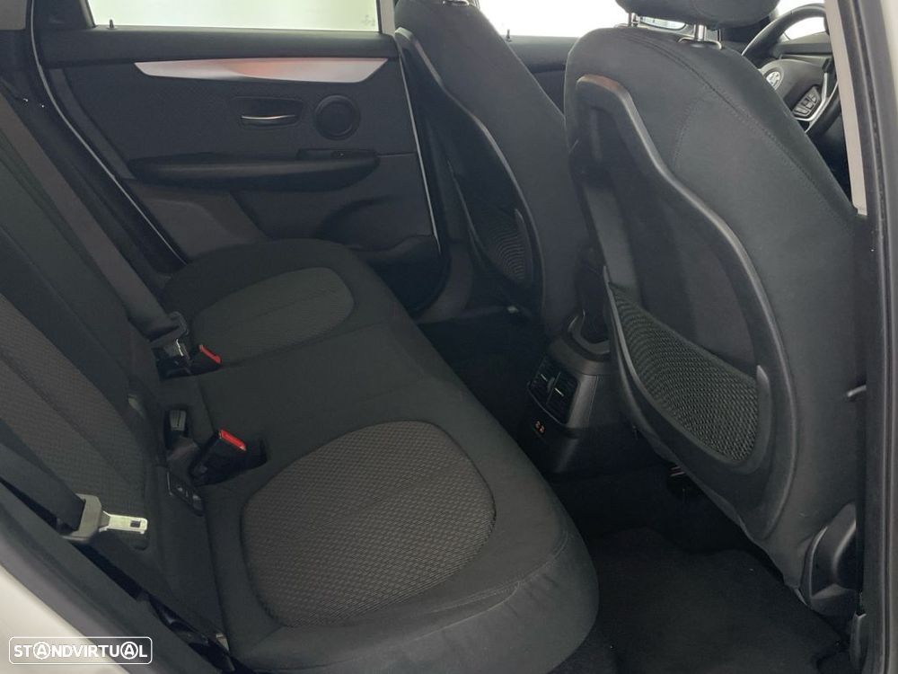 BMW 225xe Active Tourer Pack M - 23