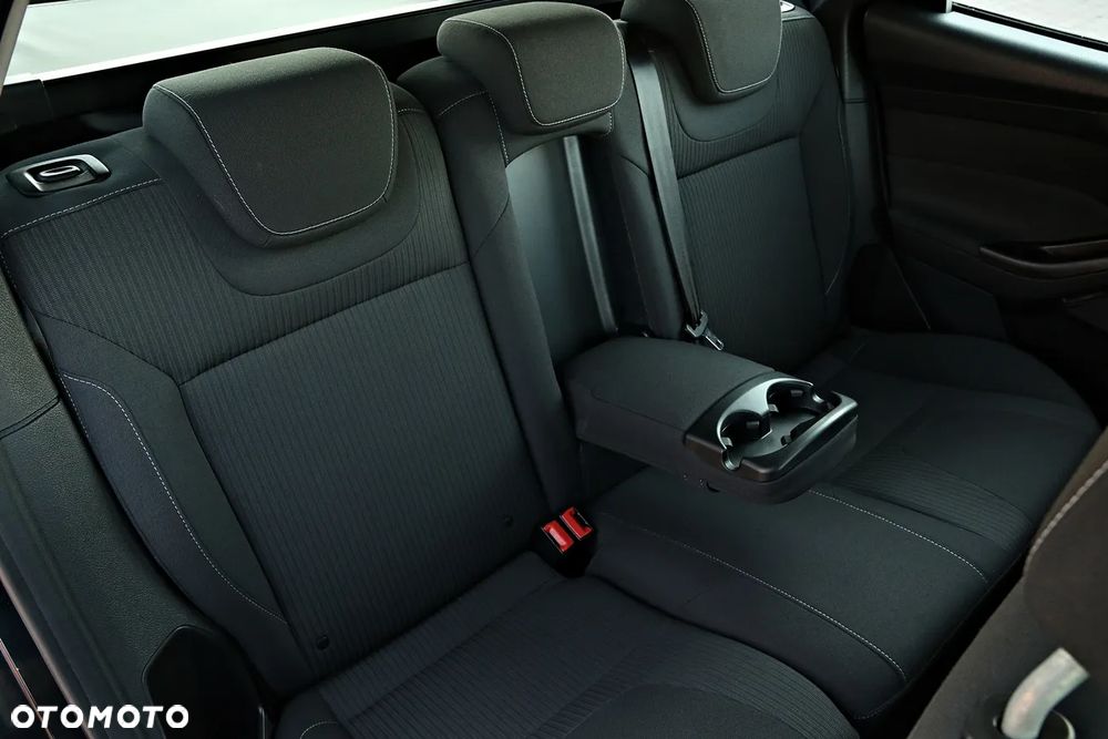 Ford Focus - 34
