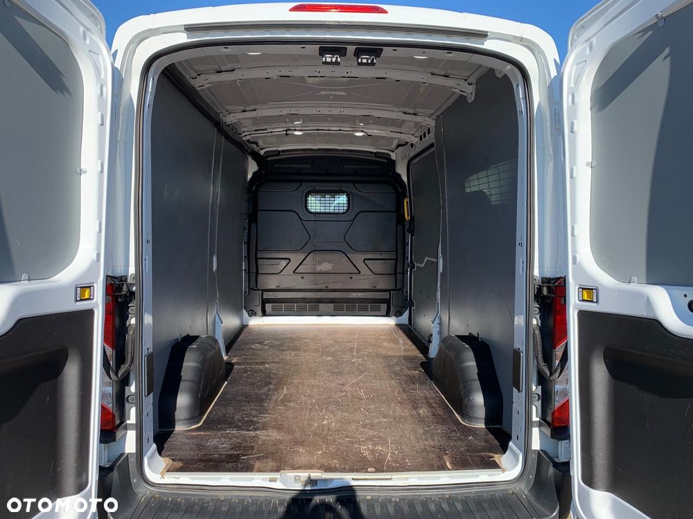 Ford Transit - 13