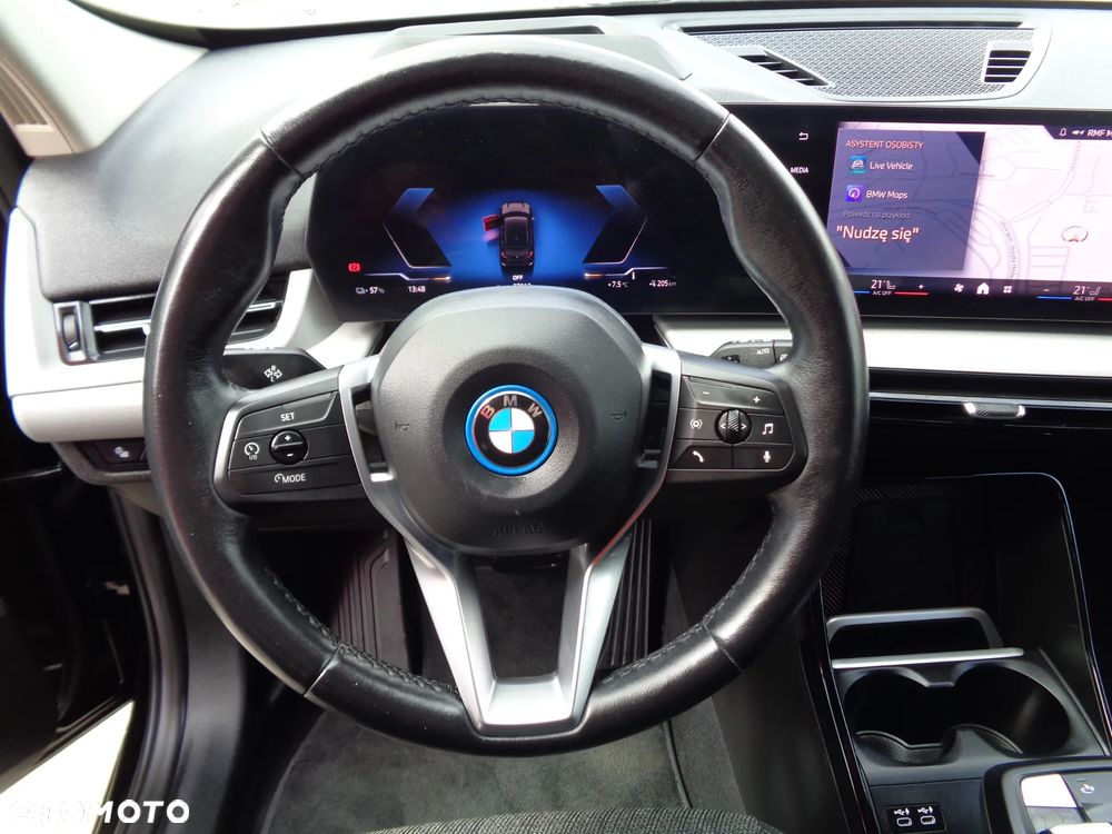 BMW iX1 eDrive20 xLine - 15