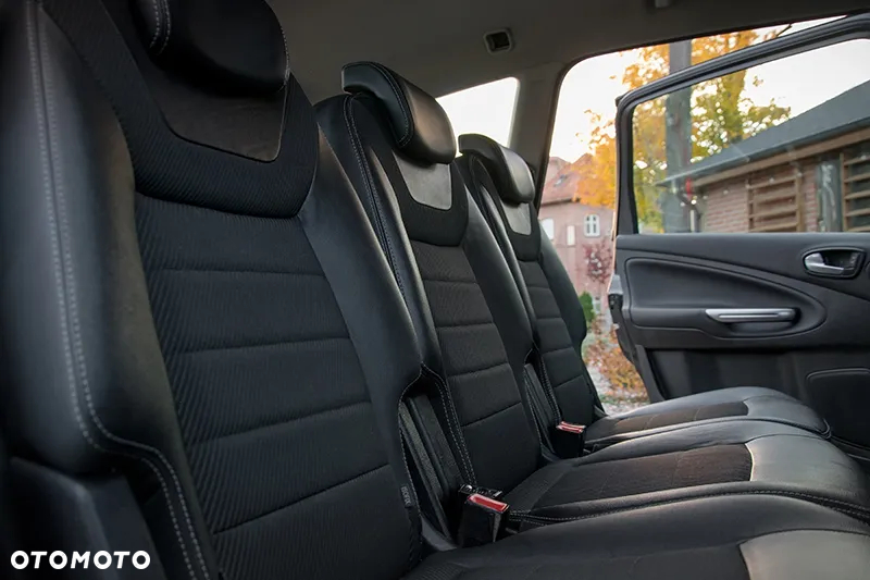 Ford S-Max 2.0 FF Titanium - 20