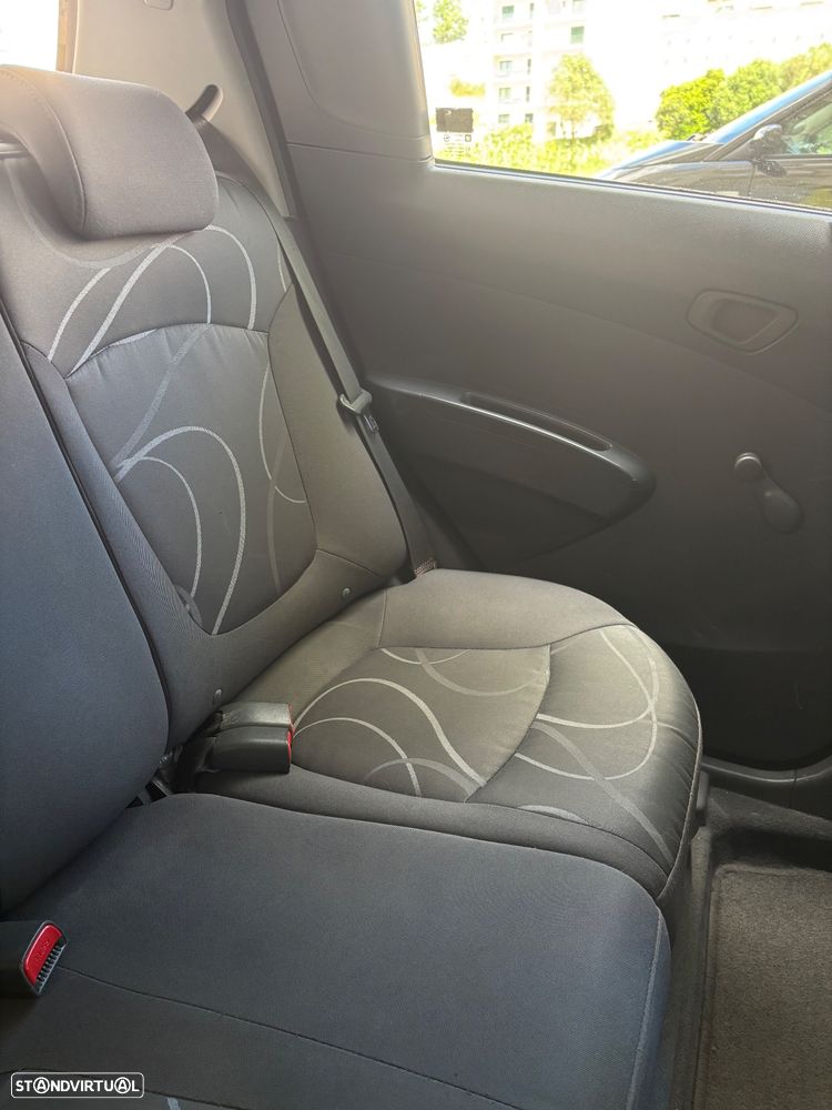 Chevrolet Spark 1.0 LS - 13