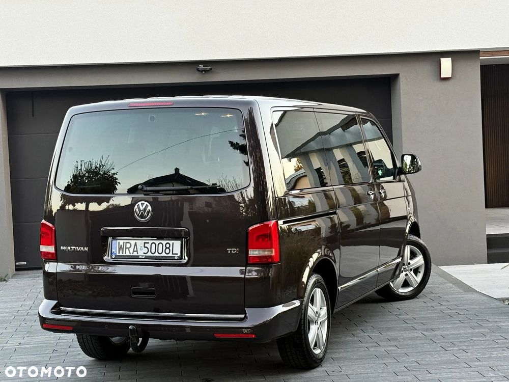 Volkswagen Multivan - 17