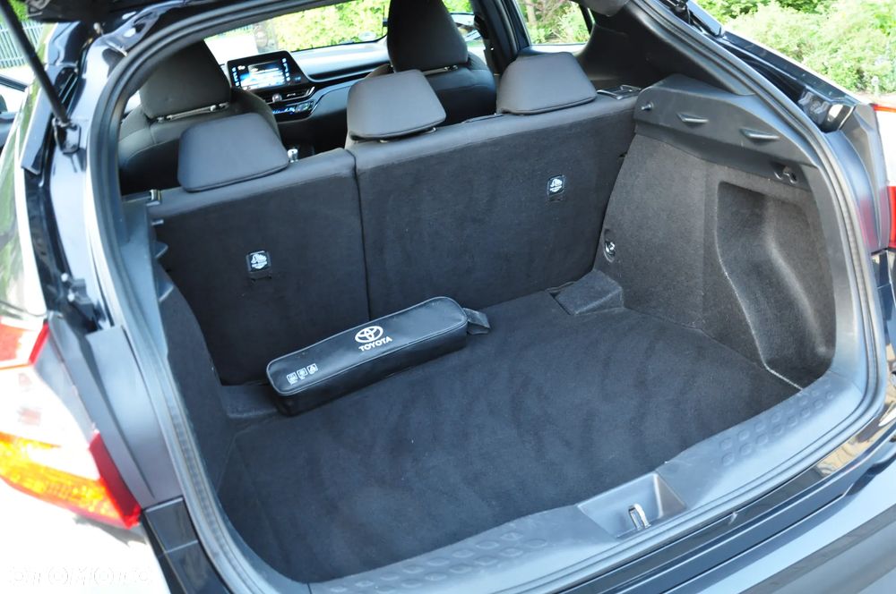 Toyota C-HR Business-Edition - 27