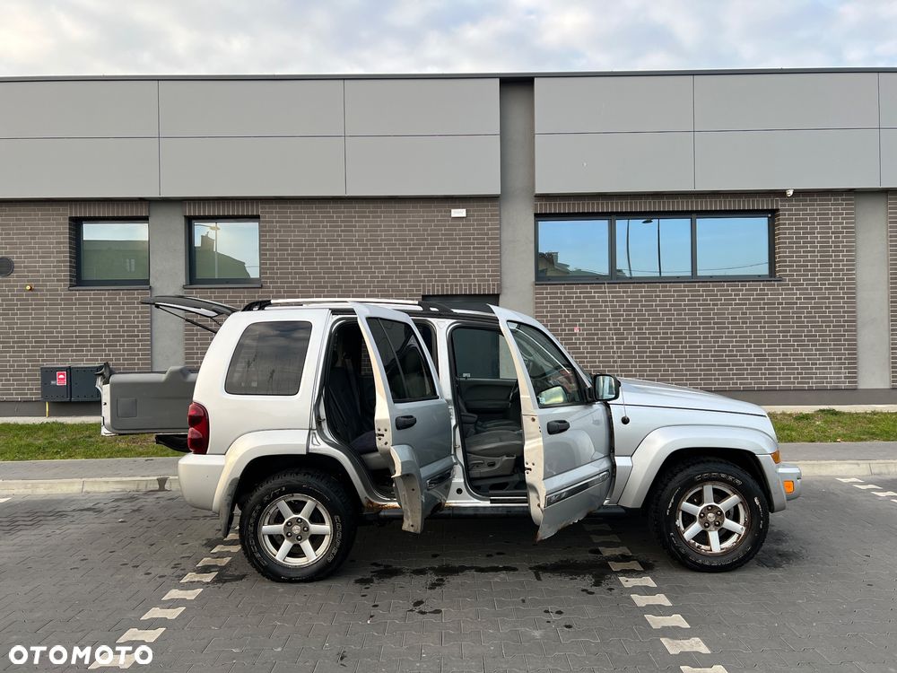 Jeep Liberty - 5