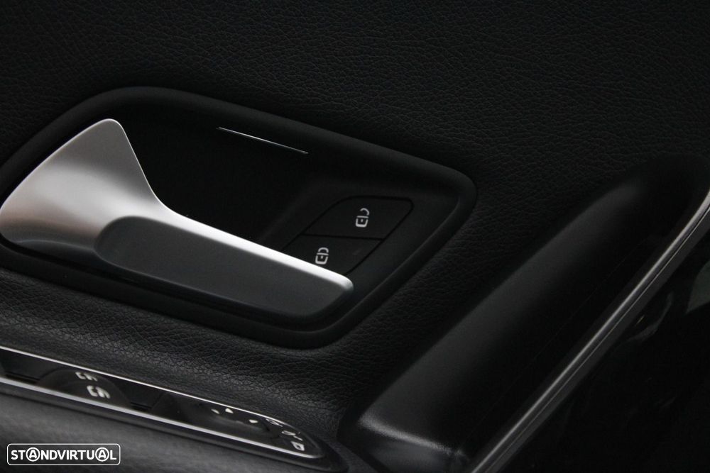 Mercedes-Benz CLA 180 d Shooting Brake Style Aut. — fotografia 33