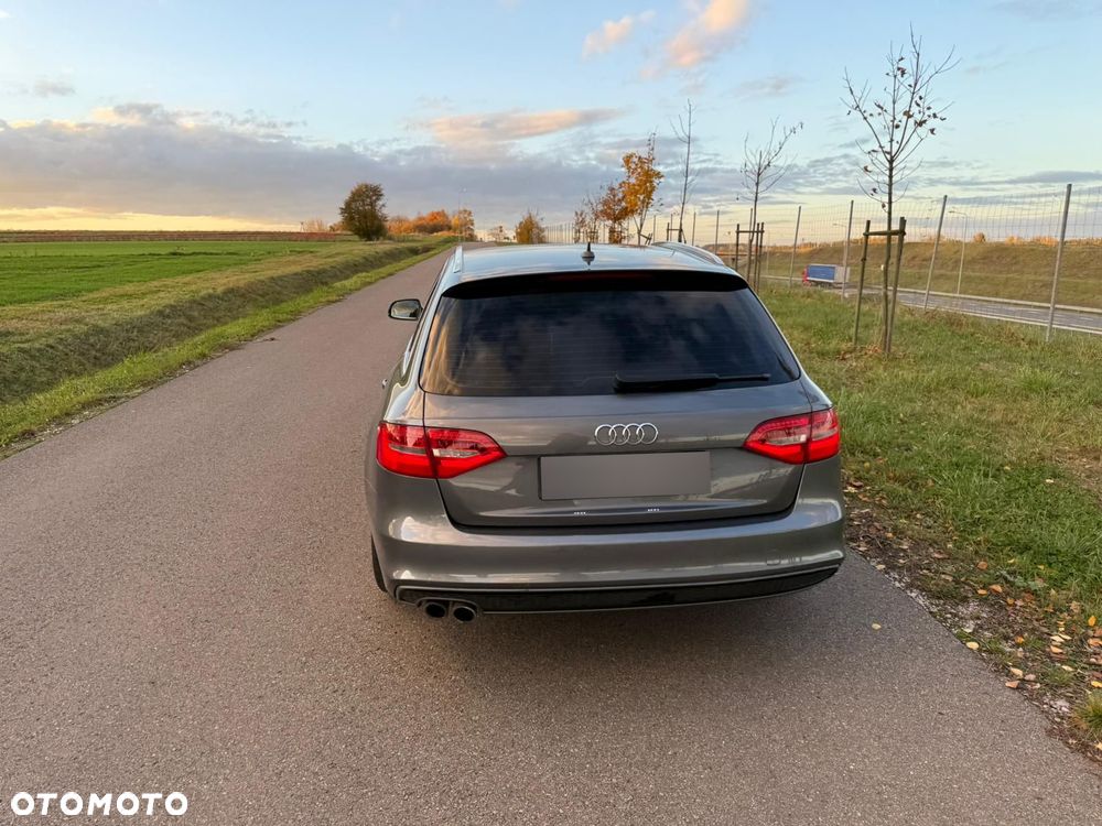 Audi A4 Avant - 2