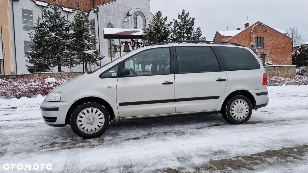 Volkswagen Sharan 1.9 TDI Family - 4
