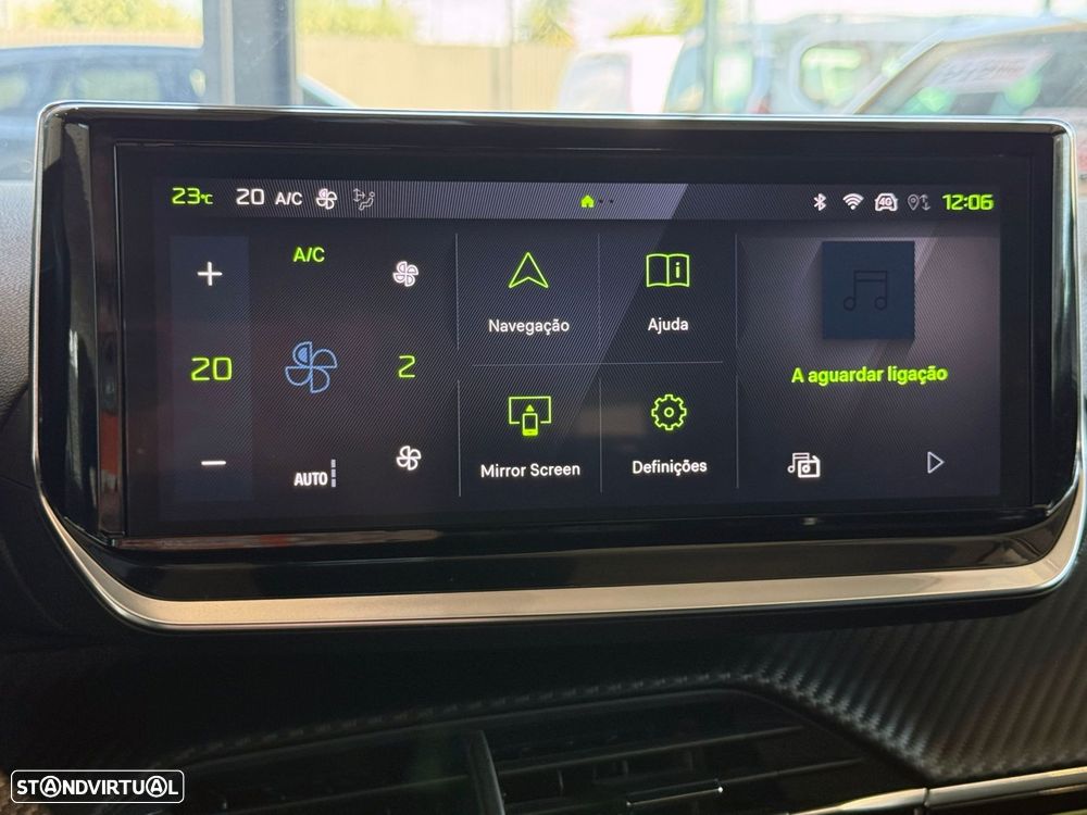 Peugeot 2008 1.2 PureTech GT Pack EAT8 - 29