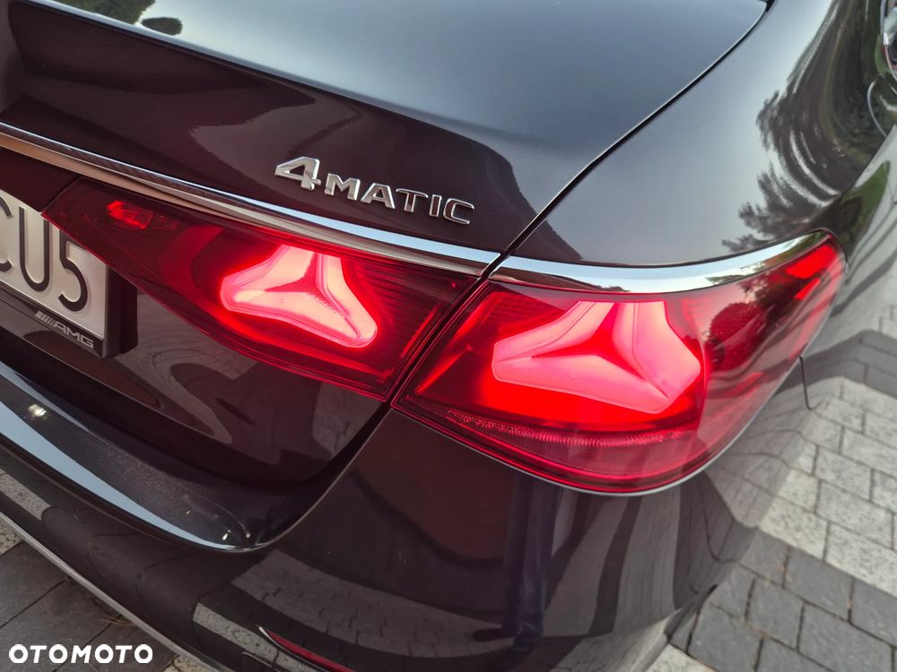 Mercedes-Benz Klasa E 220 d mHEV 4-Matic AMG 9G-Tronic - 32