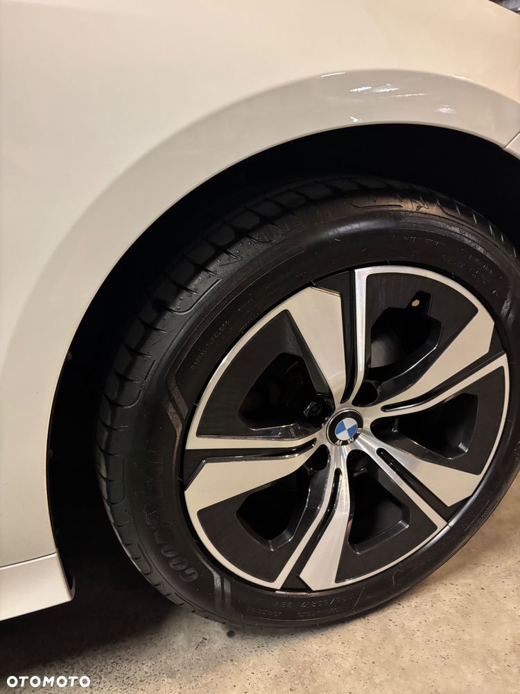 BMW Seria 3 320d xDrive - 19