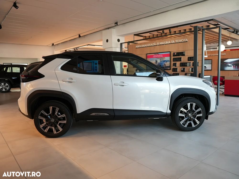 Toyota Yaris Cross - 4