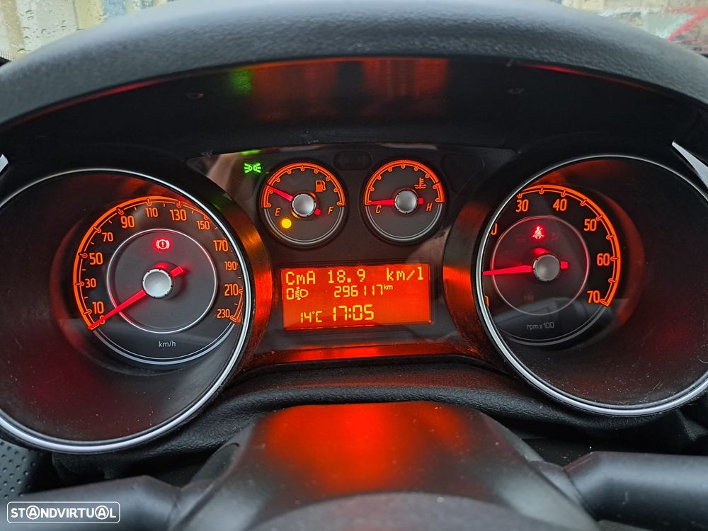 Fiat Grande Punto 1.3 M-Jet Emotion - 8