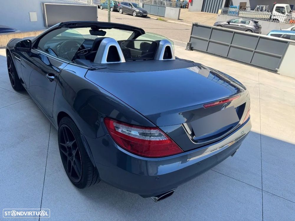 Mercedes-Benz SLK 200 (BlueEFFICIENCY) - 9
