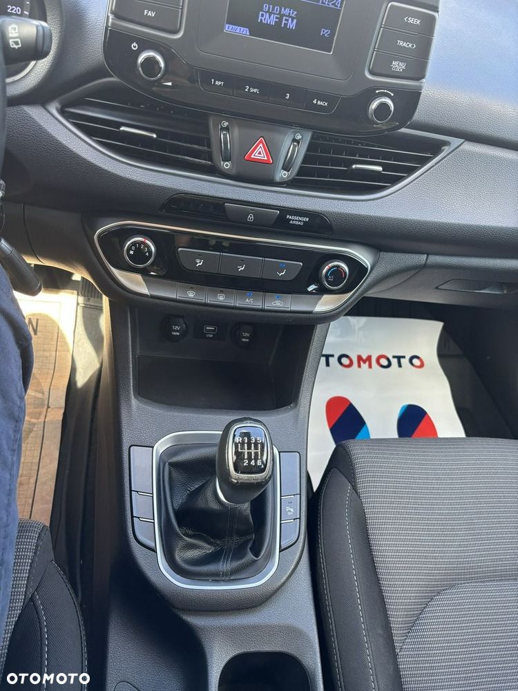 Hyundai i30 - 25