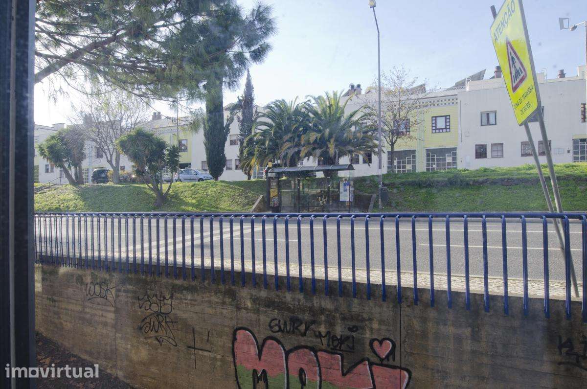 Quarto - localizado em Telheiras Lisbon - Grande imagem: 4/27