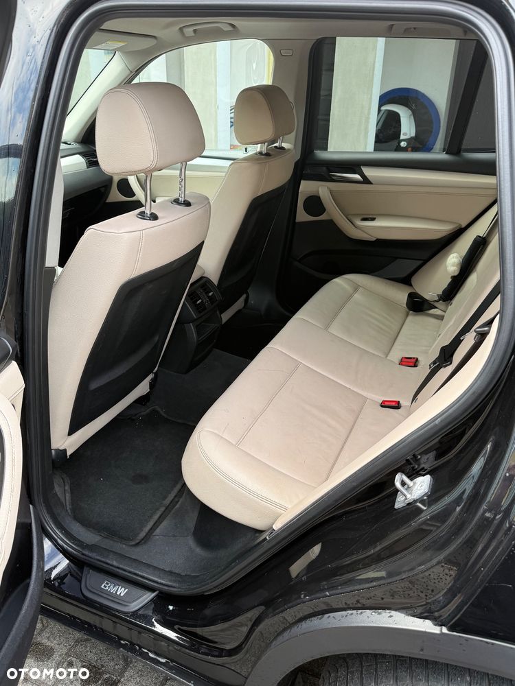 BMW X3 xDrive20d - 8