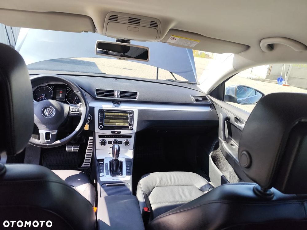 Volkswagen Passat 2.0 TDI 4Mot Highline DSG - 15