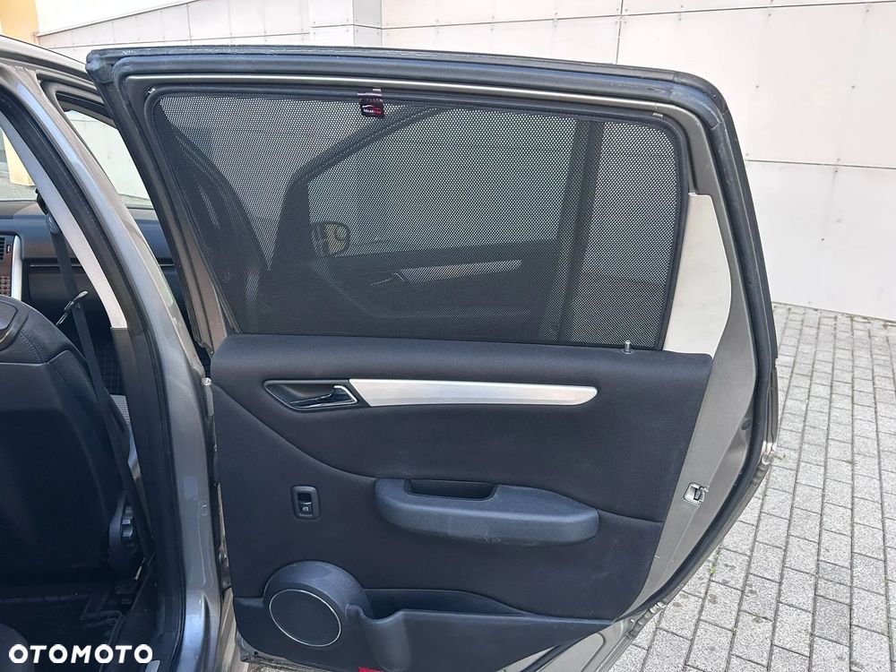 Mercedes-Benz Klasa B 200 CDI - 24