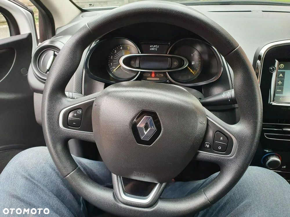 Renault Clio - 13