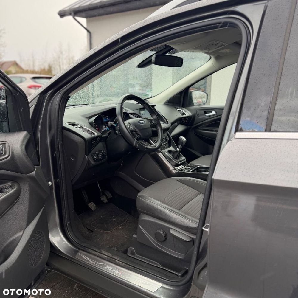 Ford Kuga - 15