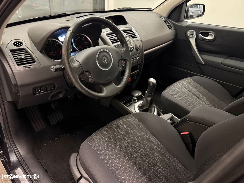 Renault Mégane 1.5 dCi Dynamique Luxe - 8