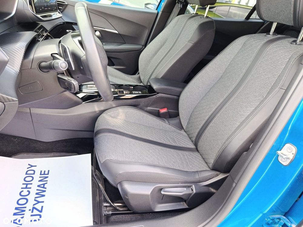 Peugeot 2008 1.2 PureTech Allure S&S EAT8 - 12