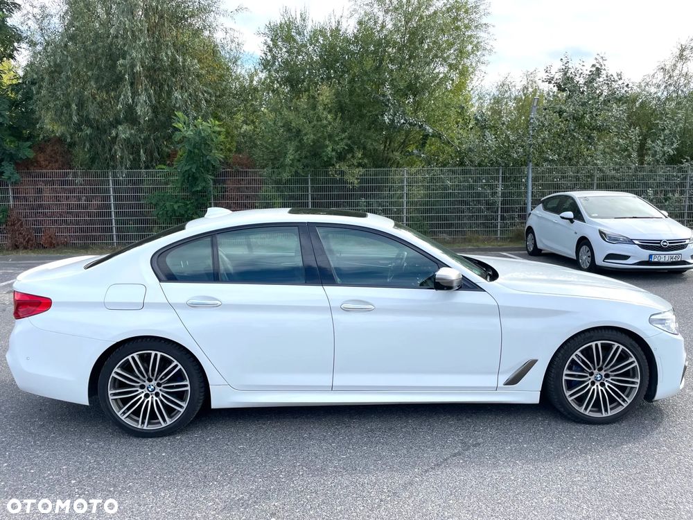 BMW Seria 5 M550i xDrive - 5