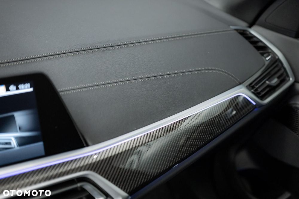 BMW X5 M50i - 37