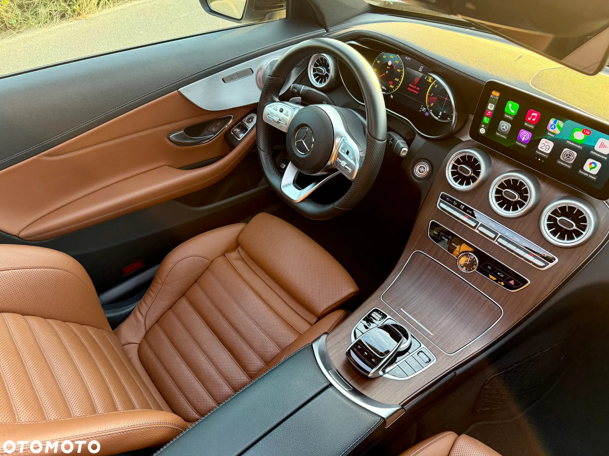 Mercedes-Benz Klasa C 300 9G-TRONIC - 18