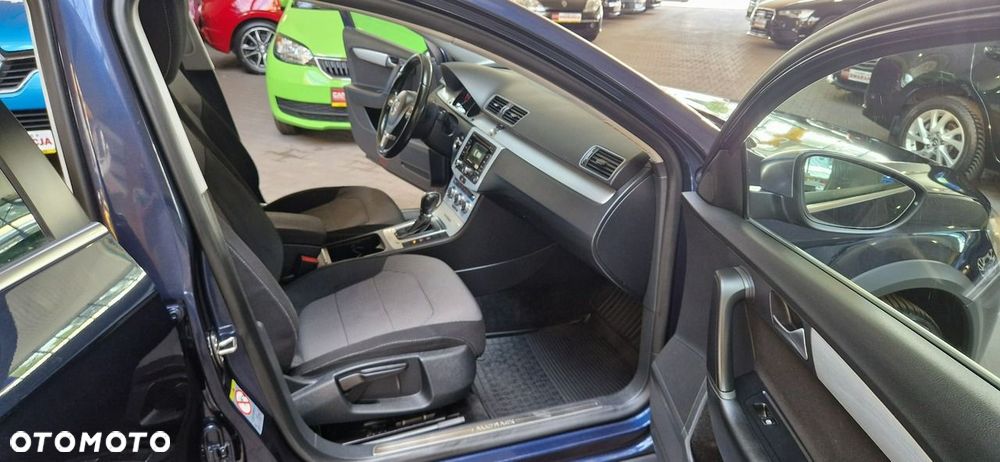 Volkswagen Passat Alltrack - 17