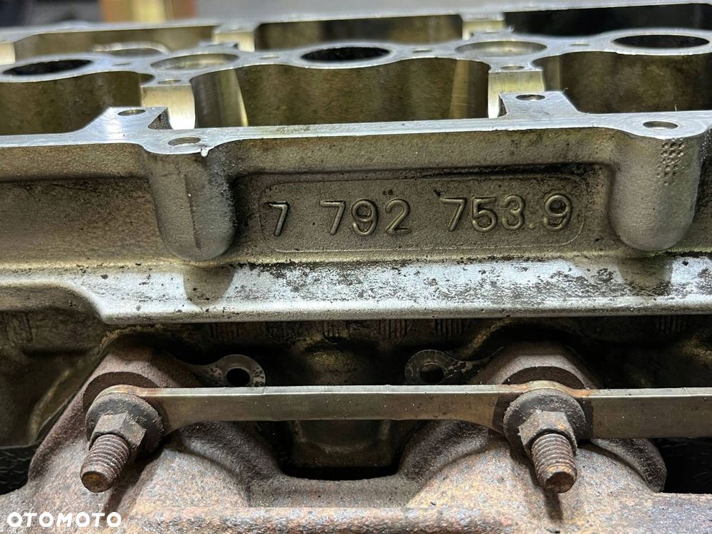 głowica silnika bmw 3 e90 e91 7792753 - 13