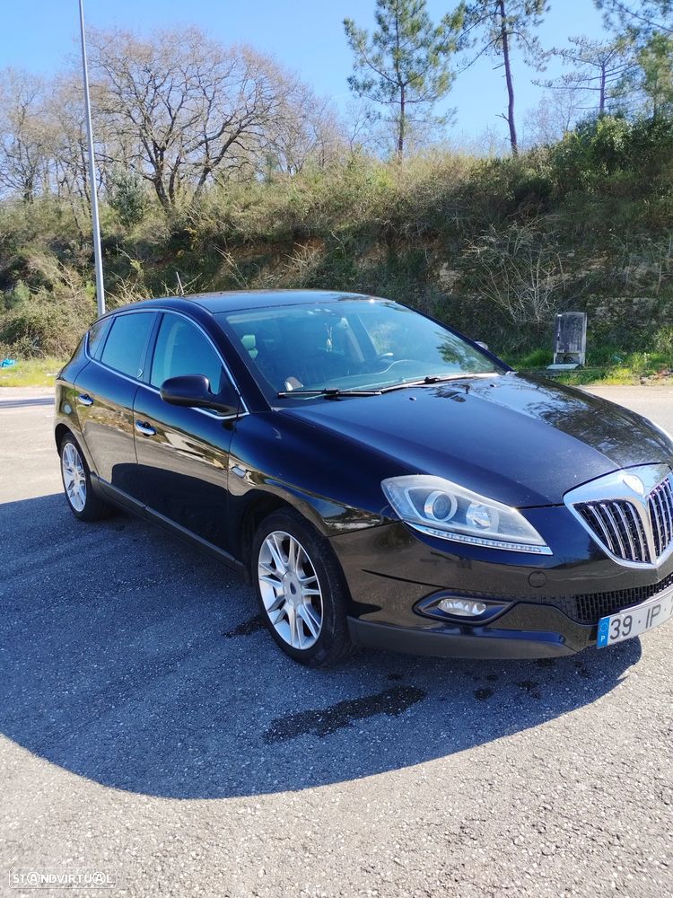 Lancia Delta 1.6 M-Jet Oro - 3
