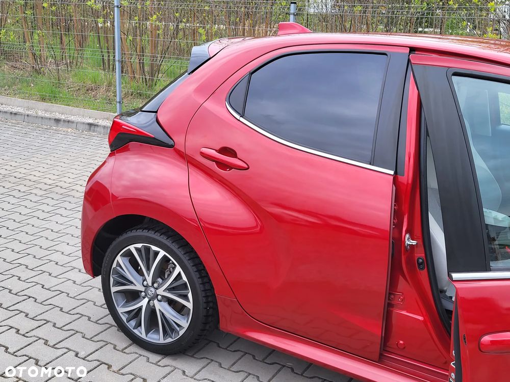 Toyota Yaris Hybrid 1.5 Executive - 9