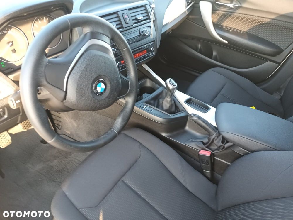 BMW Seria 1 116i - 9