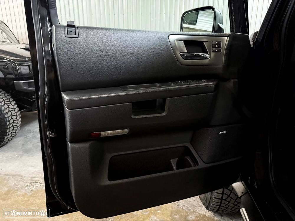 Hummer H2 6.2L V8 Supercharged Luxury - 39