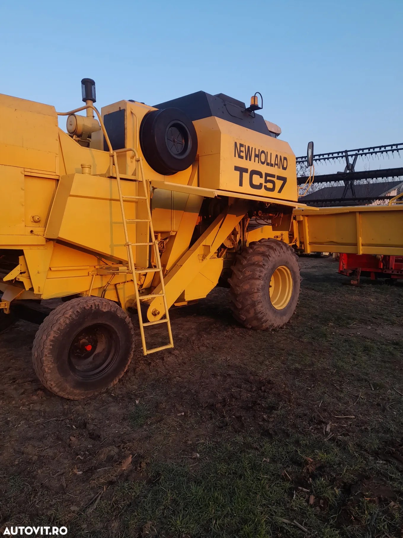 New Holland New Holland tc 57 - 4