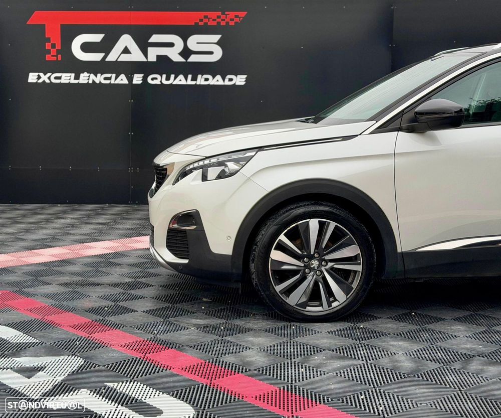 Peugeot 3008 1.5 BlueHDi Allure EAT8 - 23