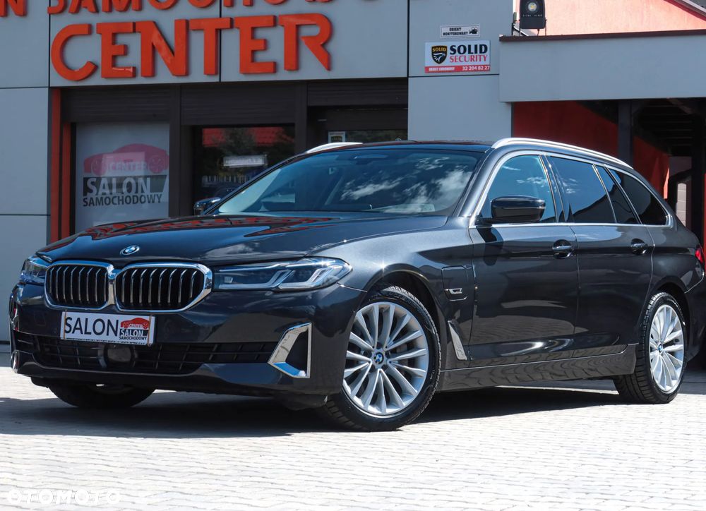 BMW Seria 5 530e xDrive Luxury Line - 1