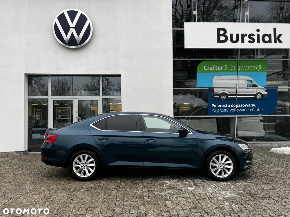 Skoda Superb 2.0 TDI SCR Style DSG - 4
