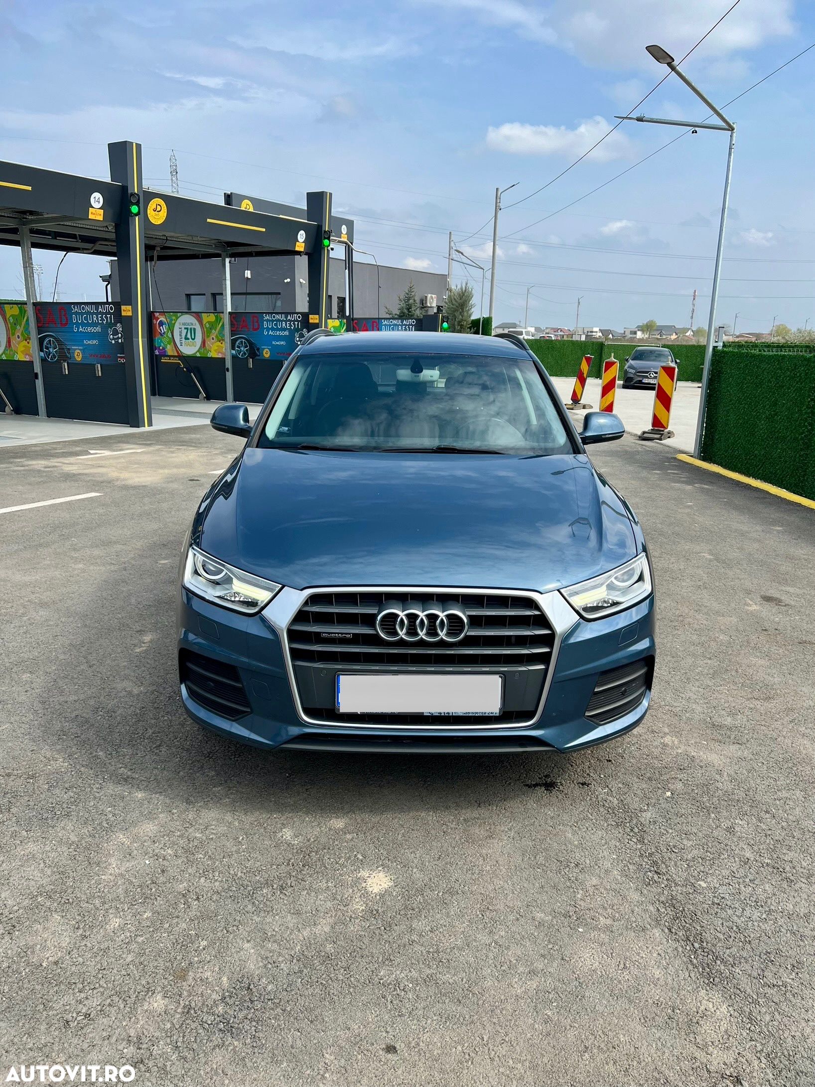 Audi Q3 2.0 TDI Quattro Stronic - 1